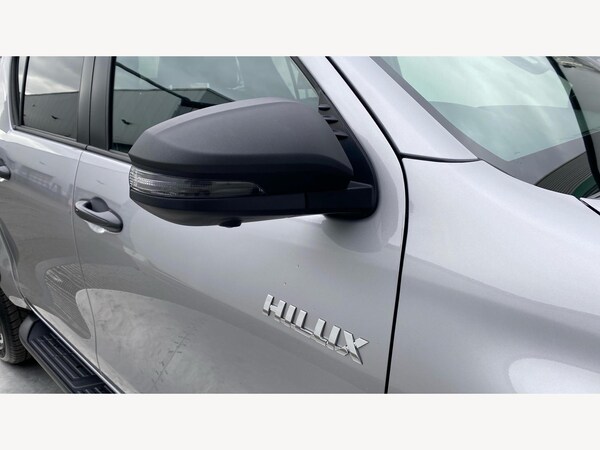 Used Toyota Hilux 2024 for sale - 75014087: Photo 38