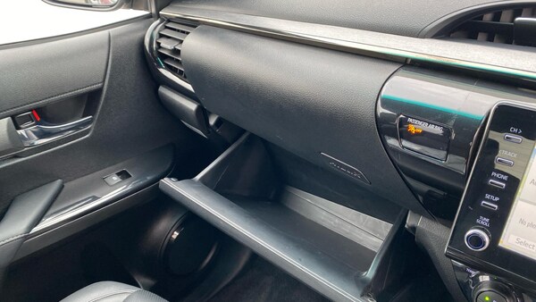 Used Toyota Hilux 2024 for sale - 75014087: Photo 47