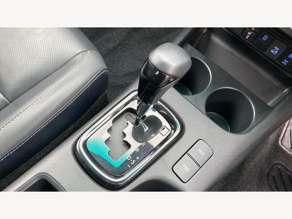 Used Toyota Hilux 2024 for sale - 75014087: Photo 49