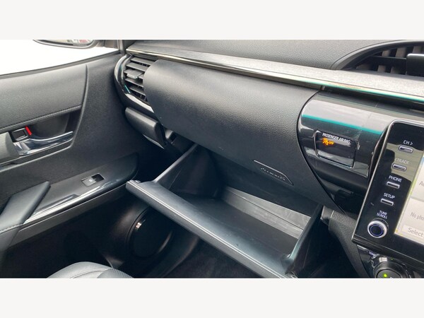 Used Toyota Hilux 2024 for sale - 75014087: Photo 51