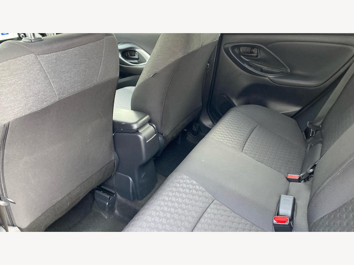 Used Toyota Yaris for sale - 77175937: Photo 15