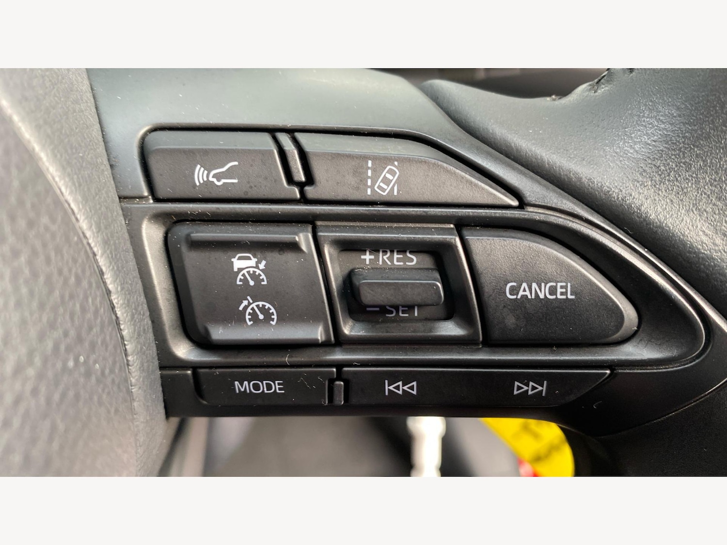 Used Toyota Yaris for sale - 77175937: Photo 31