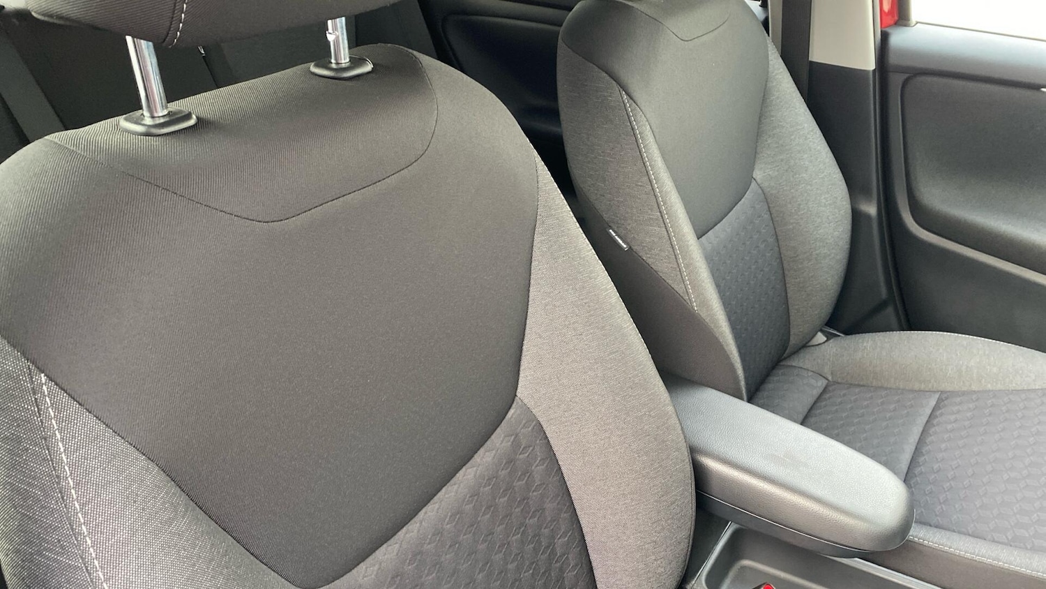 Used Toyota Yaris for sale - 77175937: Photo 34