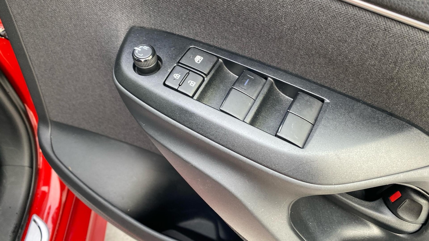 Used Toyota Yaris for sale - 77175937: Photo 37