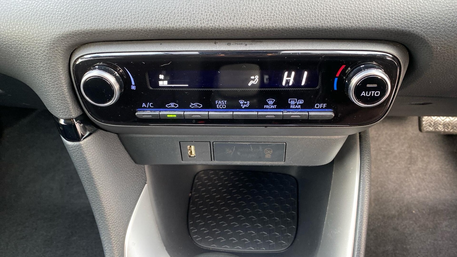 Used Toyota Yaris for sale - 77175937: Photo 40