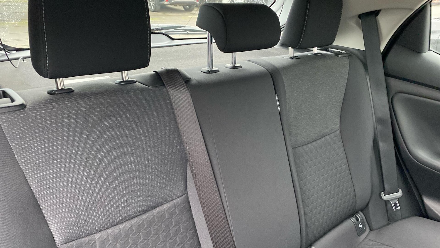 Used Toyota Yaris 2023 for sale - 77634009: Photo 32