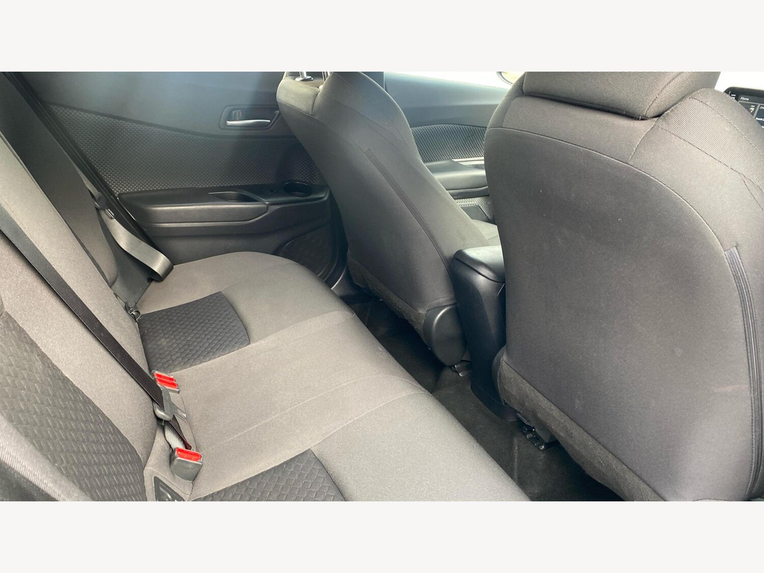 Used Toyota C-HR 2022 for sale - 76457013: Photo 14