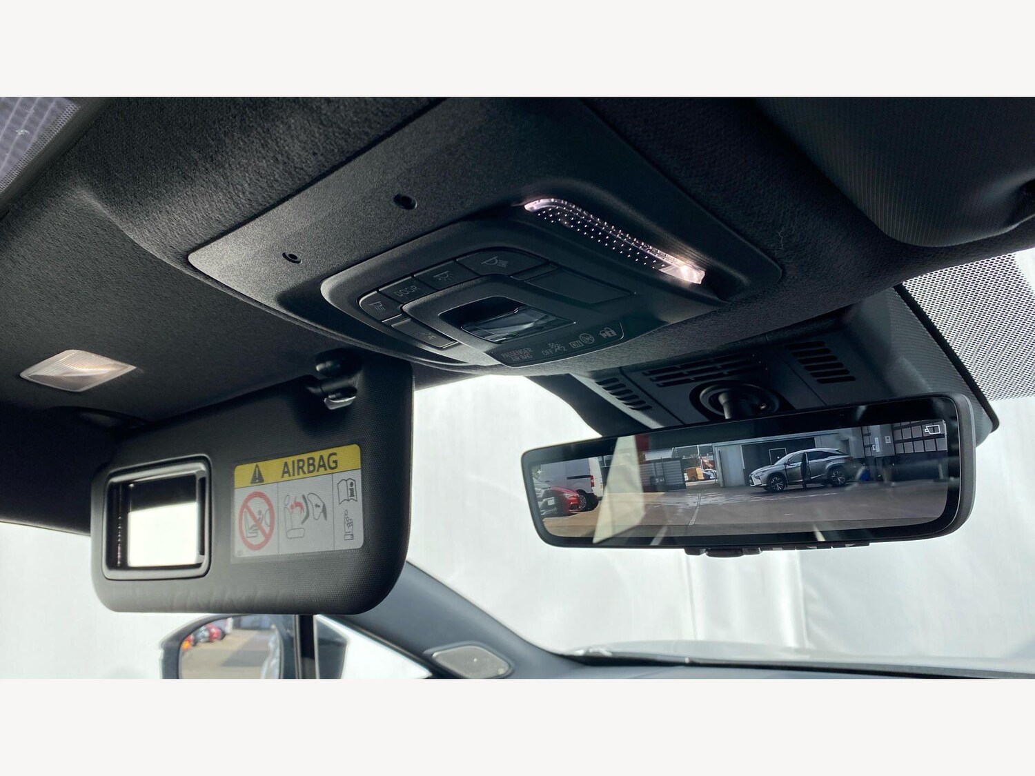 Used Toyota C-HR 2025 for sale - 77684067: Photo 50