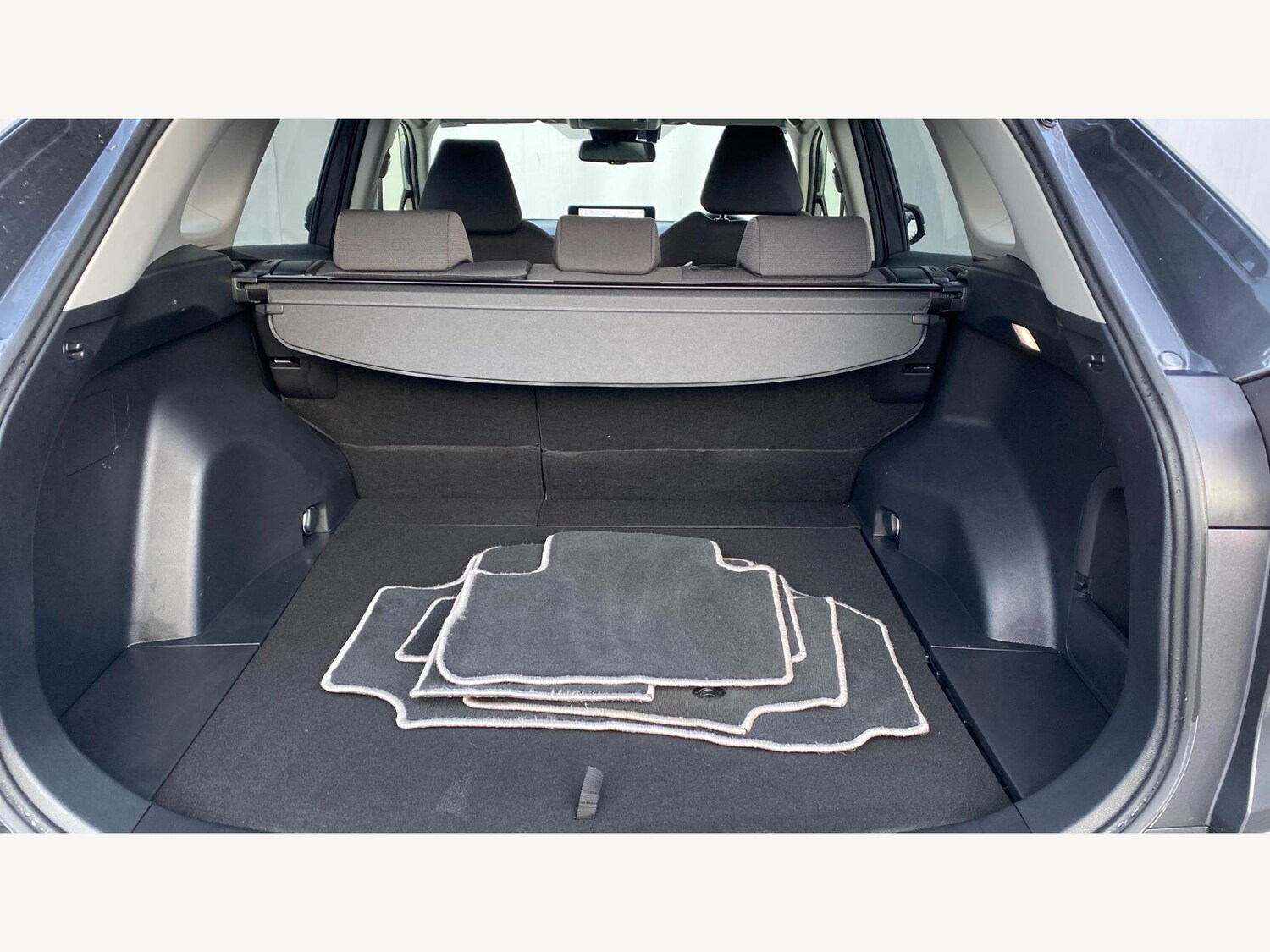 Used Toyota RAV4 2023 for sale - 77440216: Photo 16