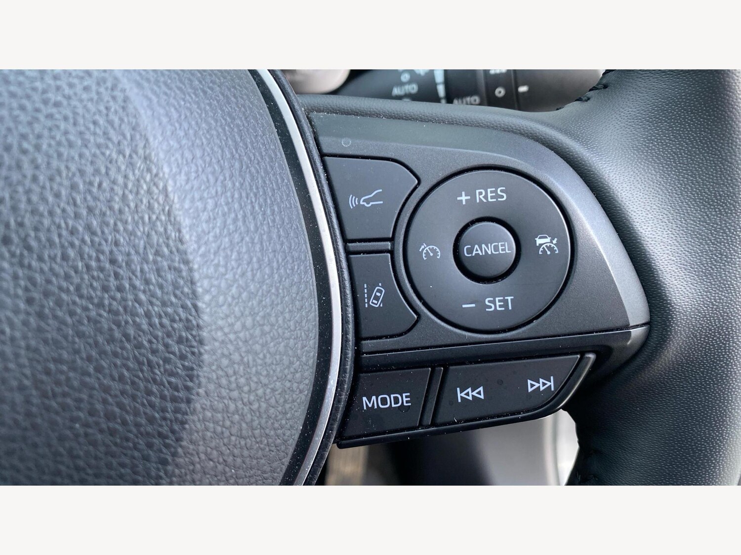 Used Toyota RAV4 2023 for sale - 77440216: Photo 31