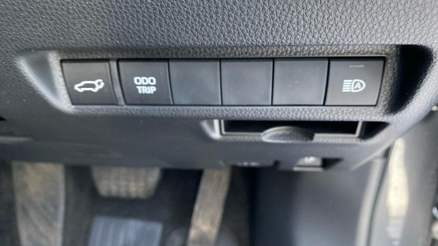 Used Toyota RAV4 2023 for sale - 77440216: Photo 38