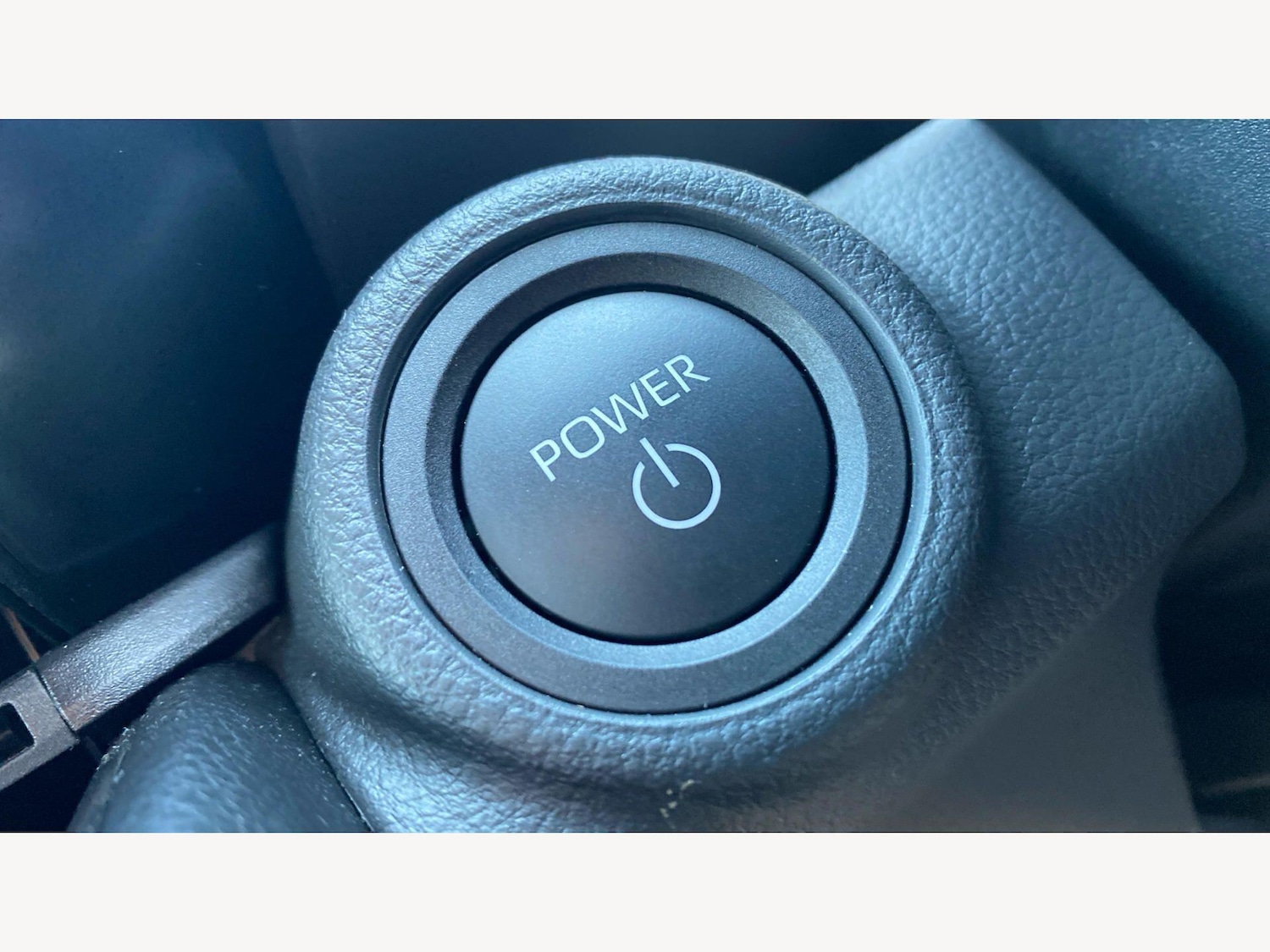 Used Toyota C-HR 2025 for sale - 78007592: Photo 28