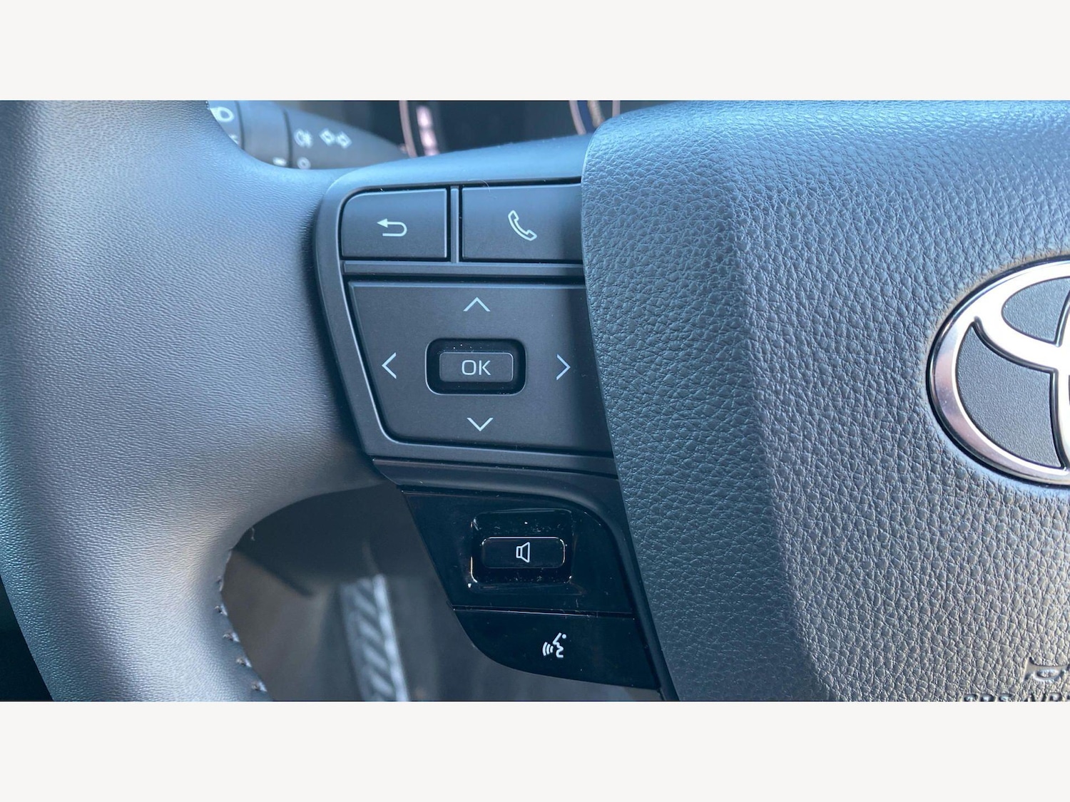 Used Toyota C-HR 2025 for sale - 78007592: Photo 30