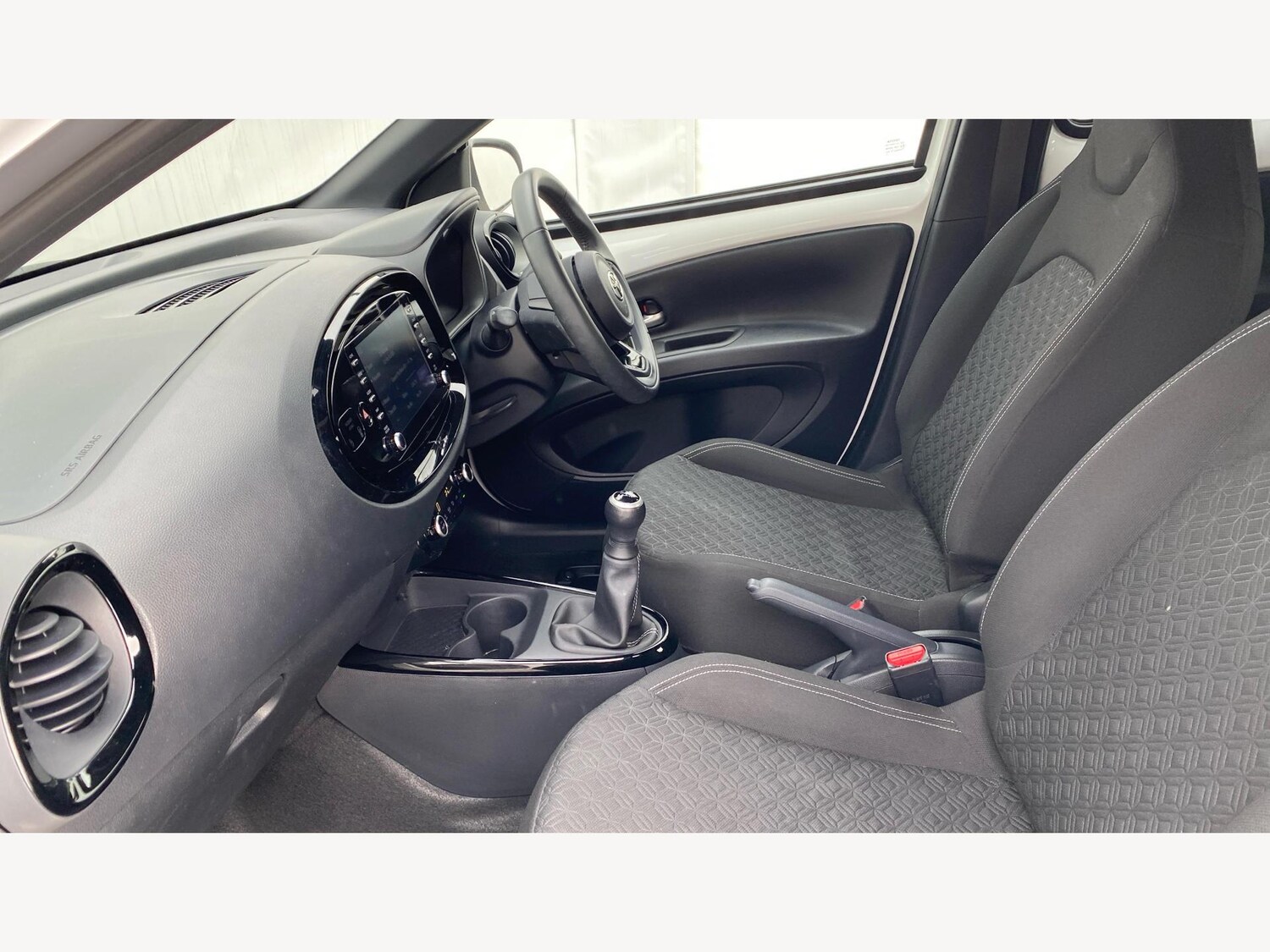 Used Toyota Aygo X 2023 for sale - 75477941: Photo 12