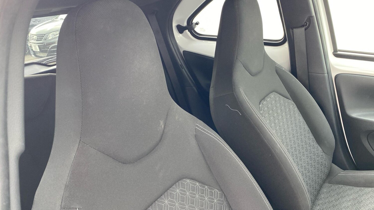 Used Toyota Aygo X 2023 for sale - 75477941: Photo 34