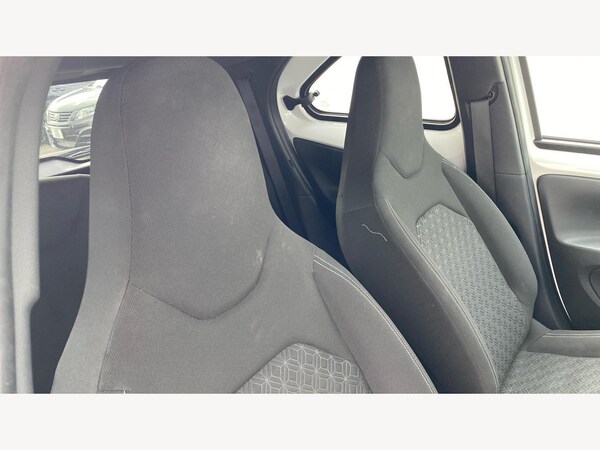 Used Toyota Aygo X 2023 for sale - 75477941: Photo 34