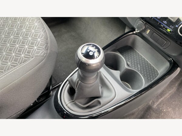 Used Toyota Aygo X 2023 for sale - 75477941: Photo 37