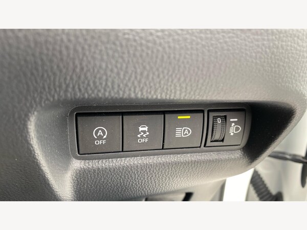 Used Toyota Aygo X 2023 for sale - 75477941: Photo 41