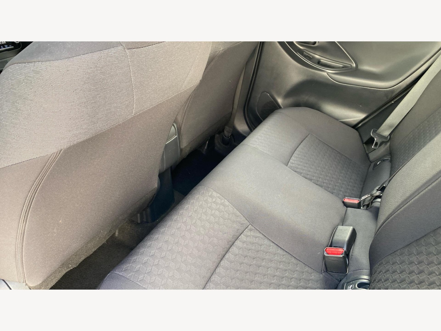 Used Toyota Yaris 2022 for sale - 76188443: Photo 15