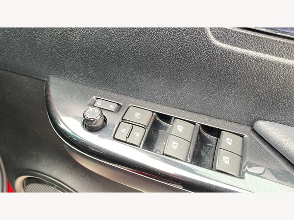 Used Toyota Hilux 2023 for sale - 75623897: Photo 34