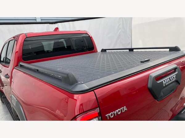 Used Toyota Hilux 2023 for sale - 75623897: Photo 35