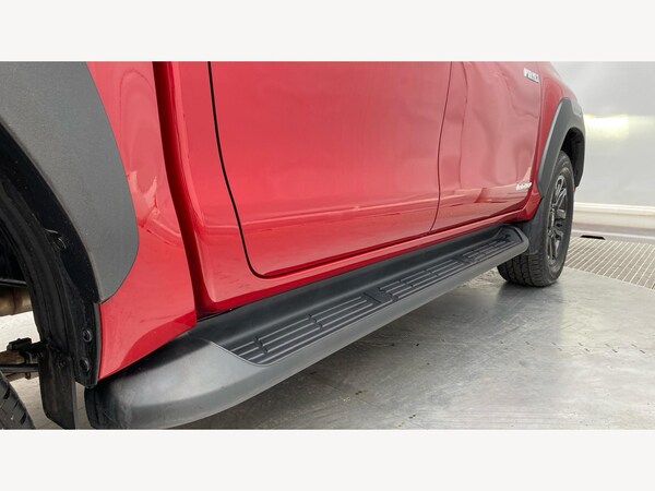 Used Toyota Hilux 2023 for sale - 75623897: Photo 36