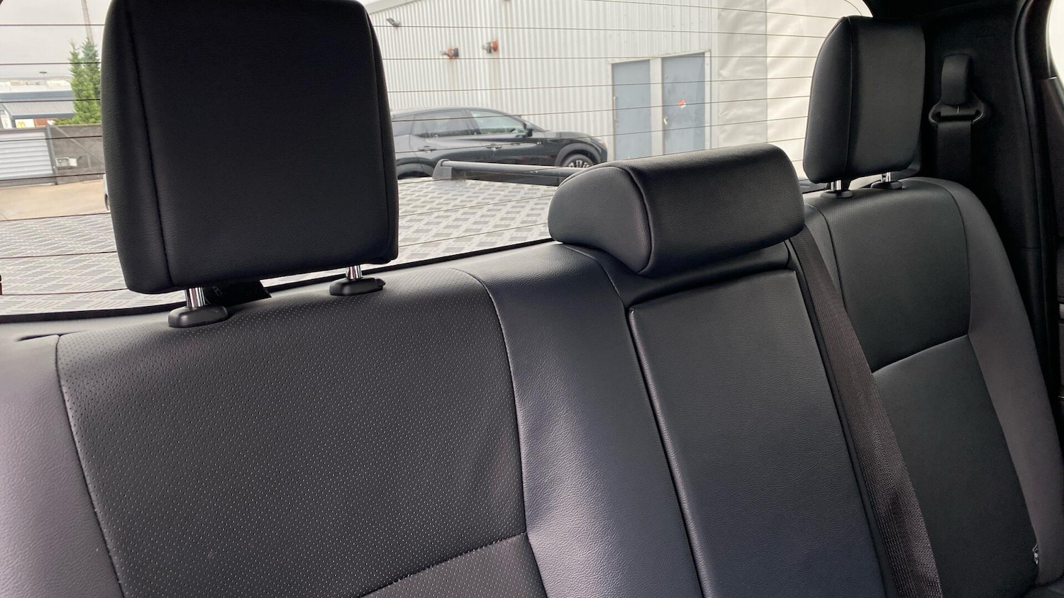 Used Toyota Hilux 2023 for sale - 75623897: Photo 40