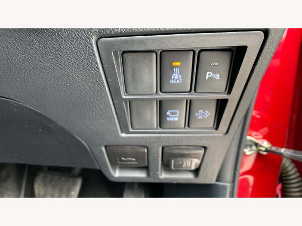 Used Toyota Hilux 2023 for sale - 75623897: Photo 42