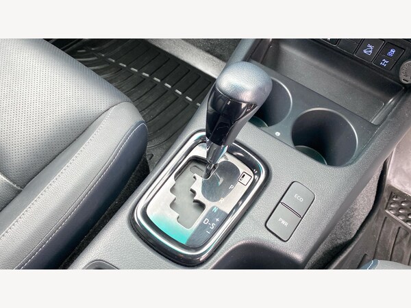 Used Toyota Hilux 2023 for sale - 75623897: Photo 43