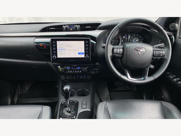 Used Toyota Hilux 2023 for sale - 75623897: Photo 7