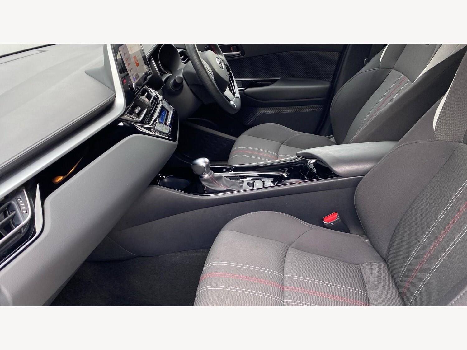 Used Toyota C-HR 2023 for sale - 77683784: Photo 12