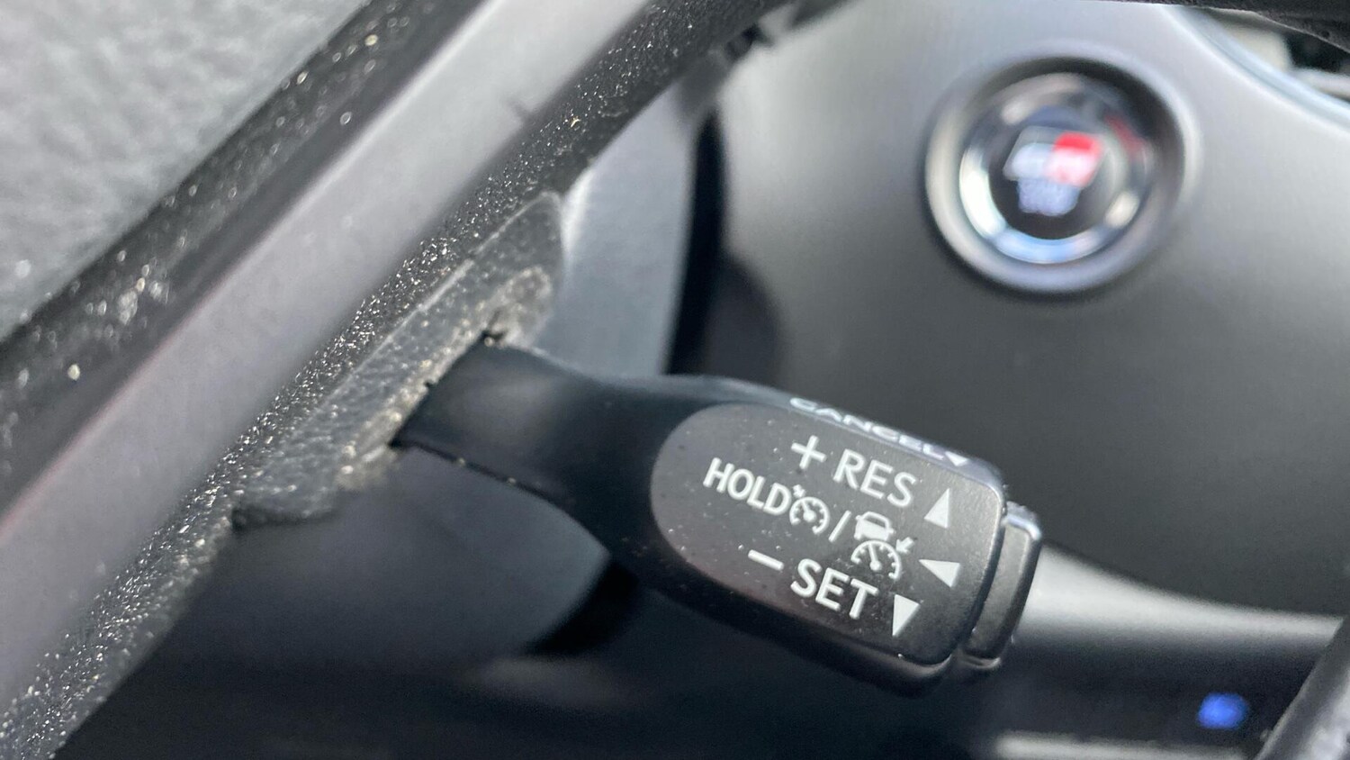 Used Toyota C-HR 2023 for sale - 77683784: Photo 33