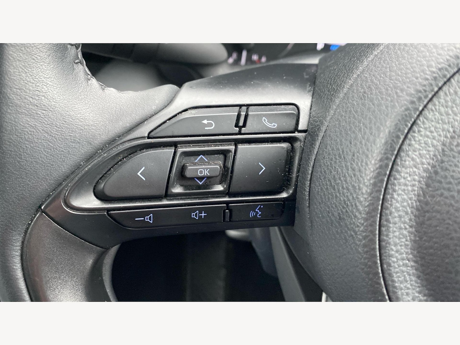 Used Toyota Yaris 2023 for sale - 77425328: Photo 29