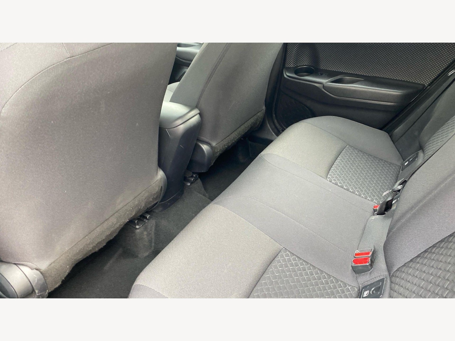 Used Toyota C-HR 2023 for sale - 77637361: Photo 15