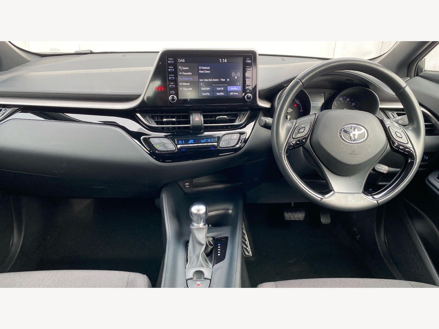 Used Toyota C-HR 2023 for sale - 77637361: Photo 7