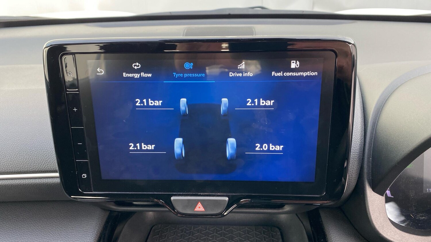 Used Toyota Yaris Cross 2024 for sale - 77559551: Photo 42