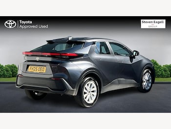 Used Toyota C-HR 2025 for sale - 79544397: Photo