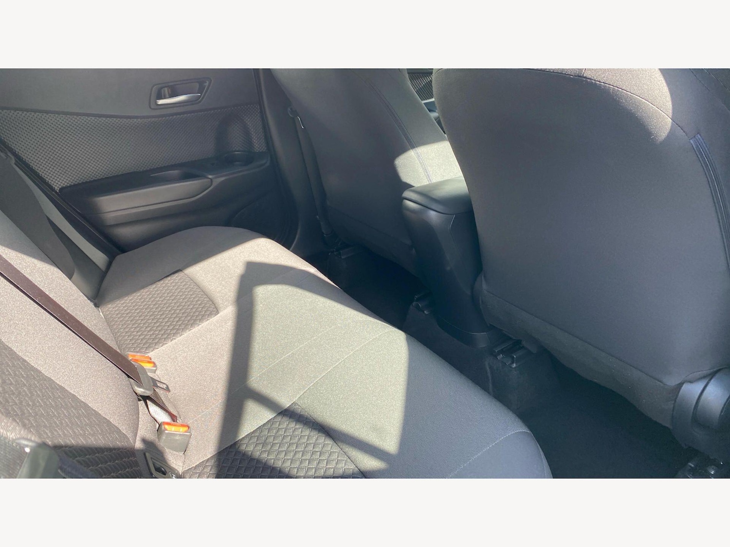 Used Toyota C-HR 2023 for sale - 78156909: Photo 10