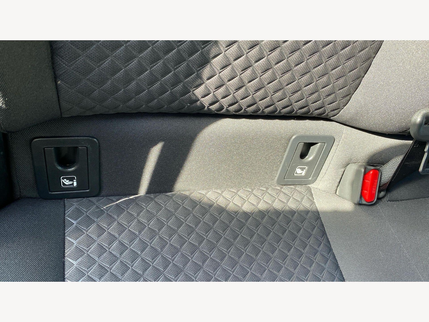 Used Toyota C-HR 2023 for sale - 78156909: Photo 16