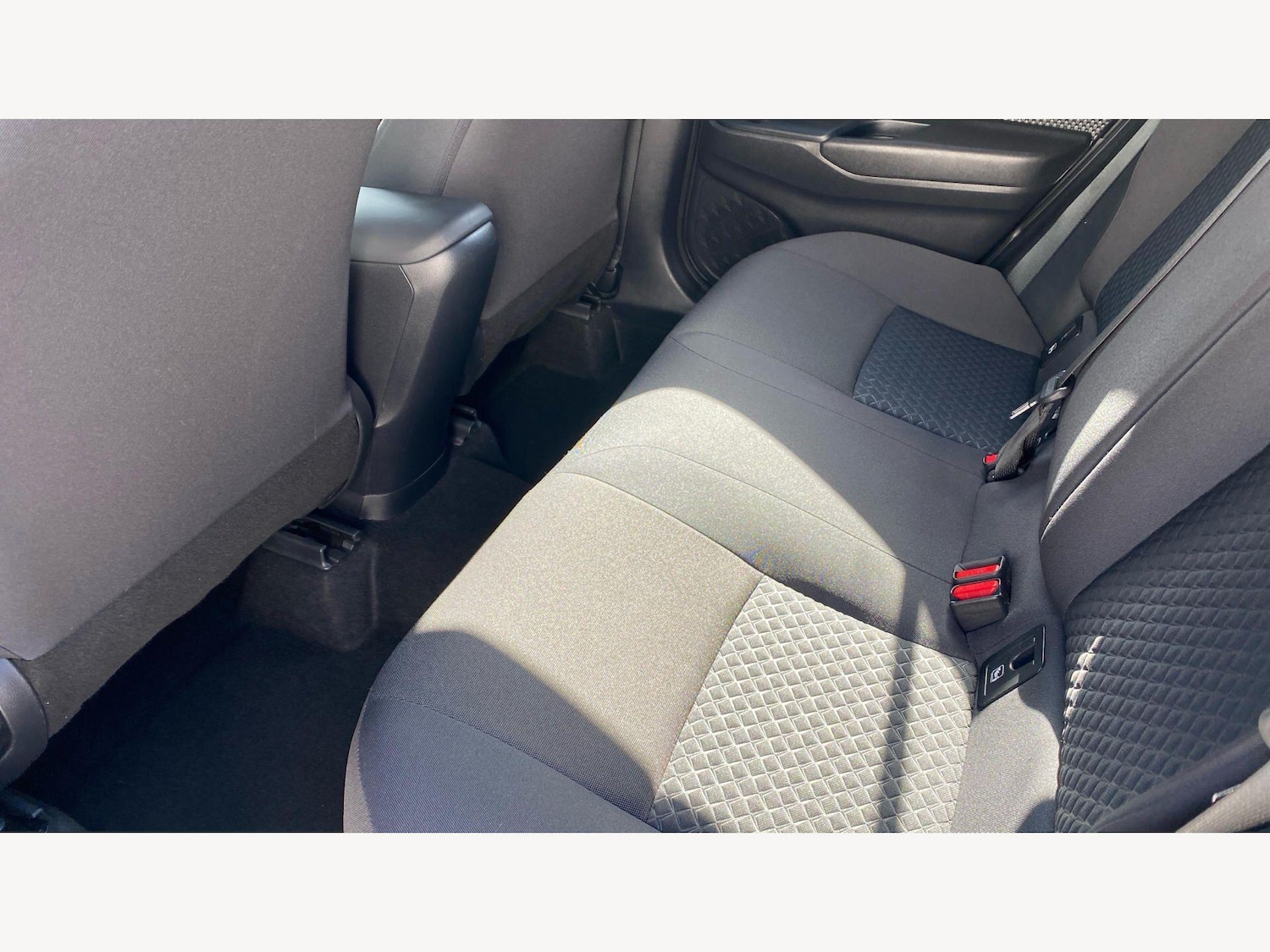 Used Toyota C-HR 2023 for sale - 78156909: Photo 17