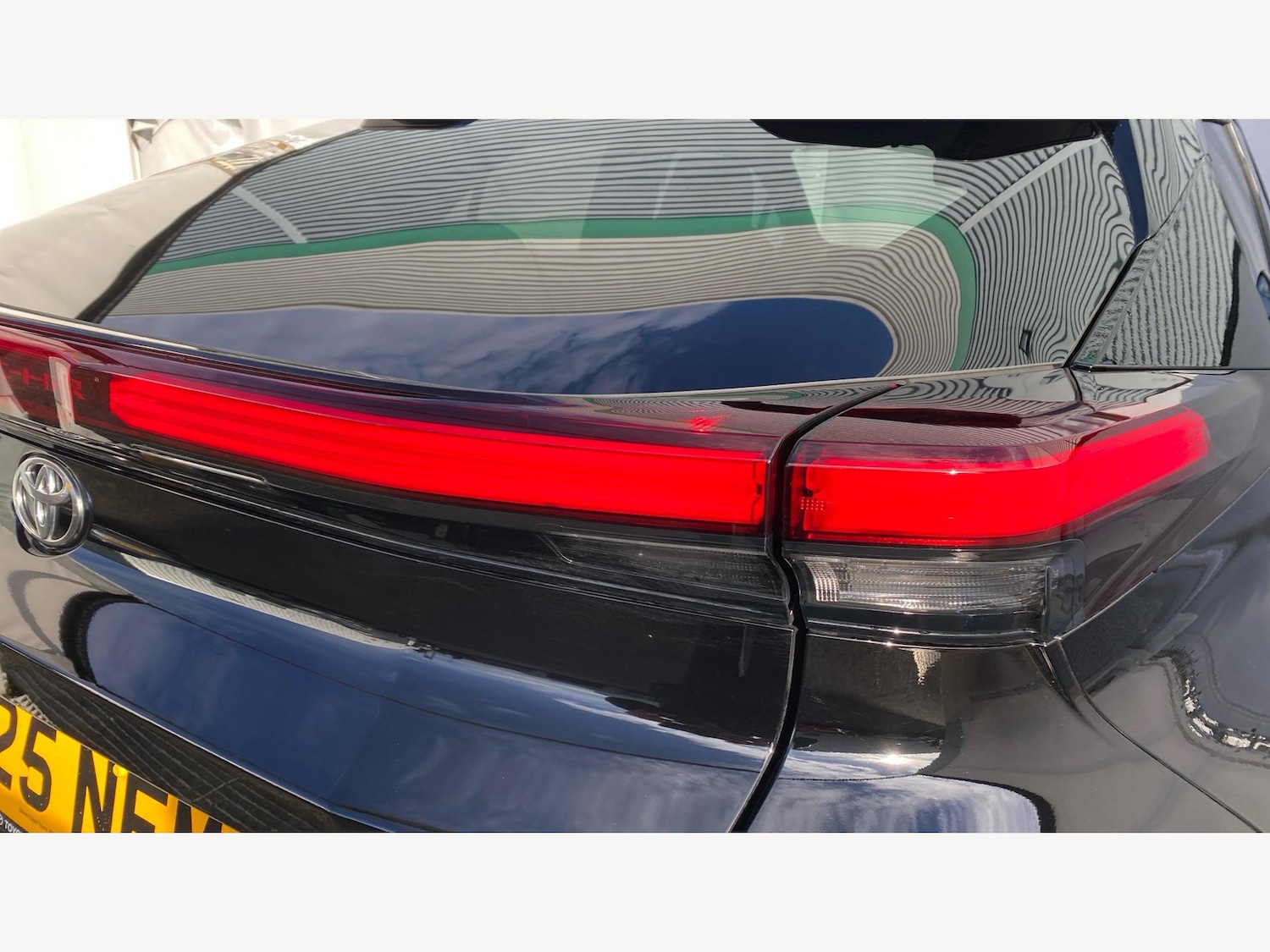 Used Toyota C-HR 2025 for sale - 76457689: Photo 23