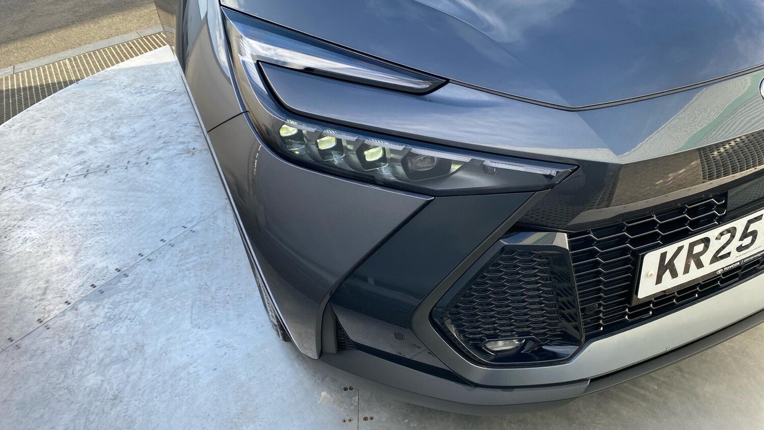 Used Toyota C-HR 2025 for sale - 76457689: Photo 36