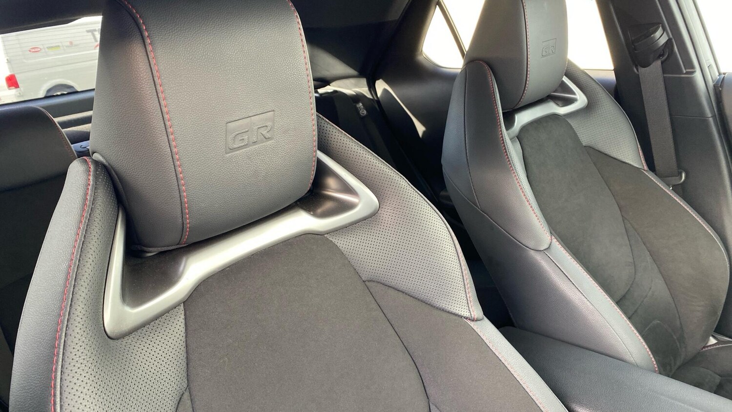 Used Toyota C-HR 2025 for sale - 76457689: Photo 39