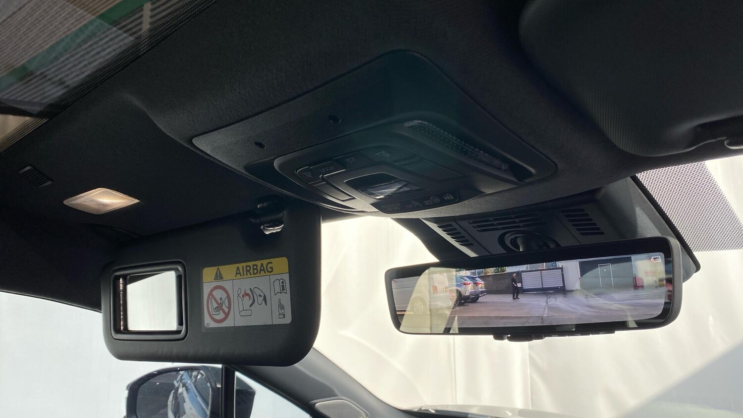 Used Toyota C-HR 2025 for sale - 76457689: Photo 46