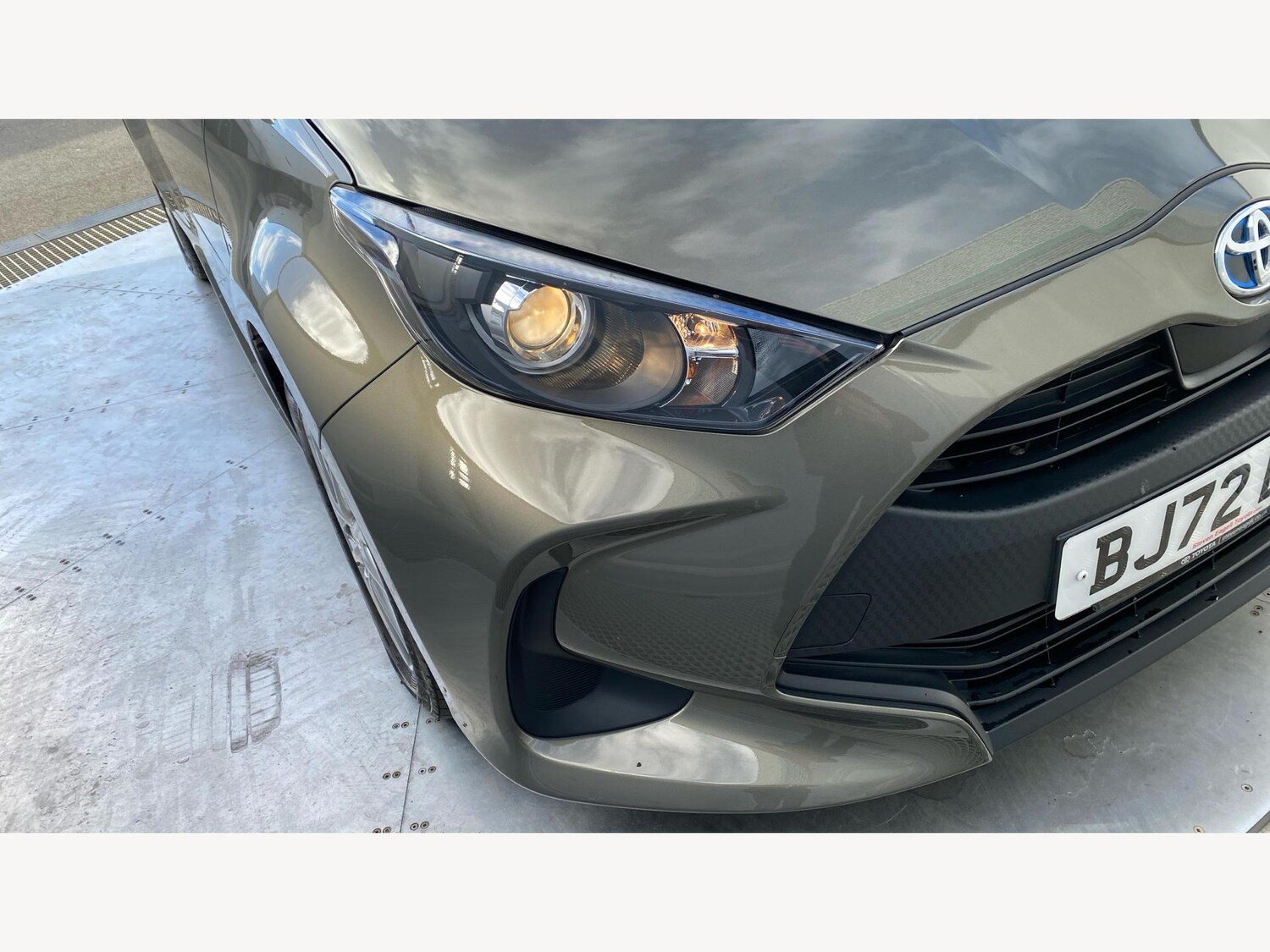 Used Toyota Yaris 2022 for sale - 76360234: Photo 33