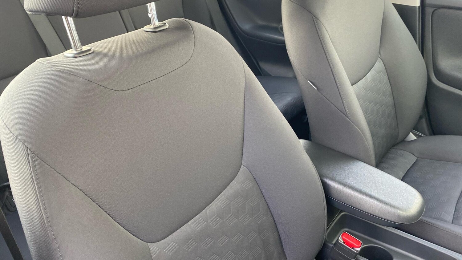 Used Toyota Yaris 2025 for sale - 77314564: Photo 33