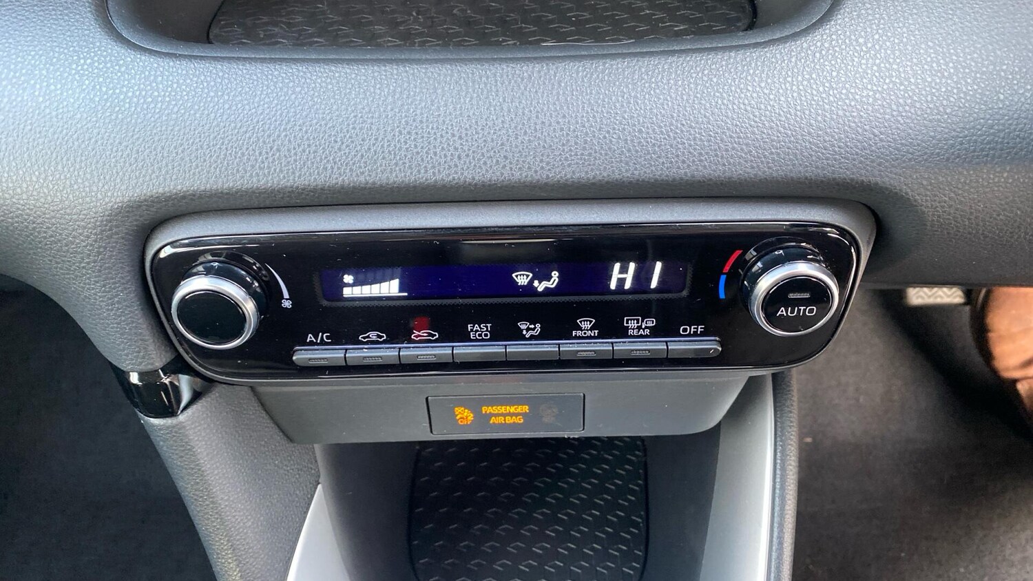 Used Toyota Yaris 2025 for sale - 77314564: Photo 40