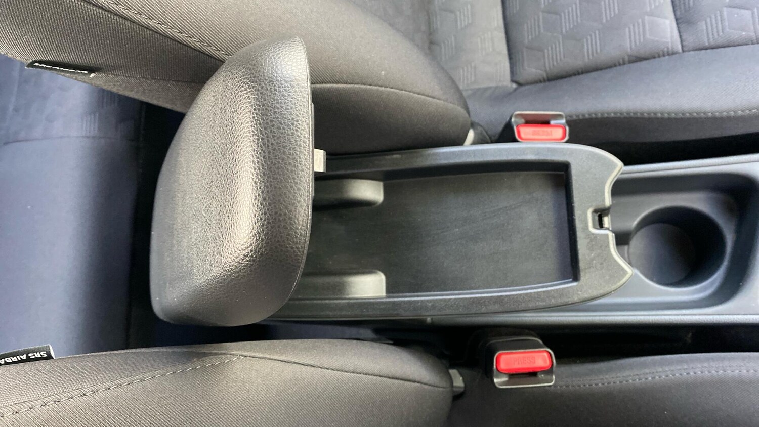 Used Toyota Yaris 2025 for sale - 77314564: Photo 47