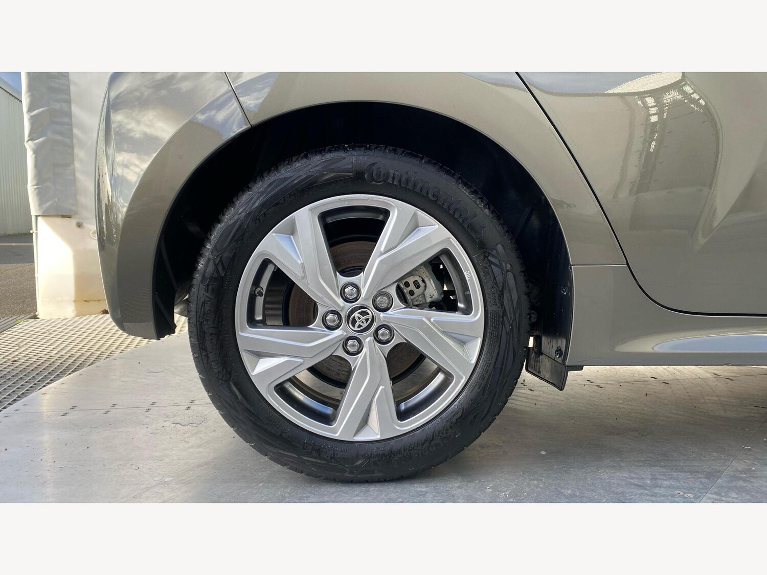 Used Toyota Yaris 2024 for sale - 76743093: Photo 20