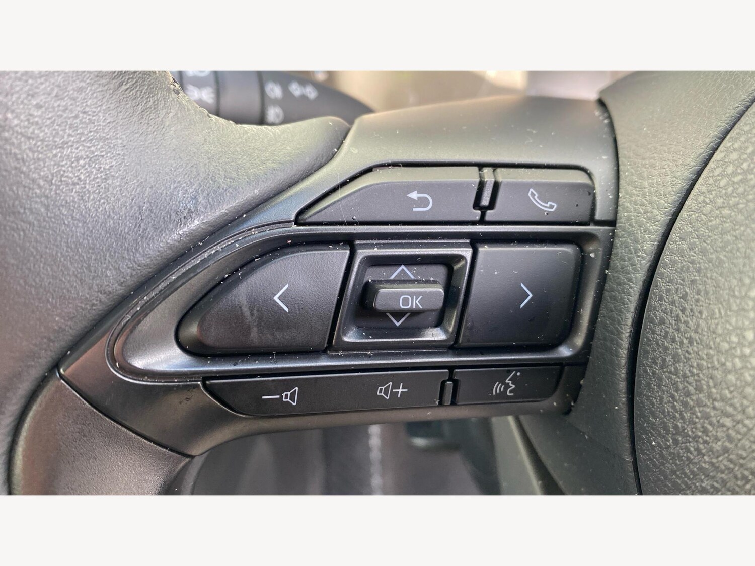 Used Toyota Yaris 2024 for sale - 76743093: Photo 30